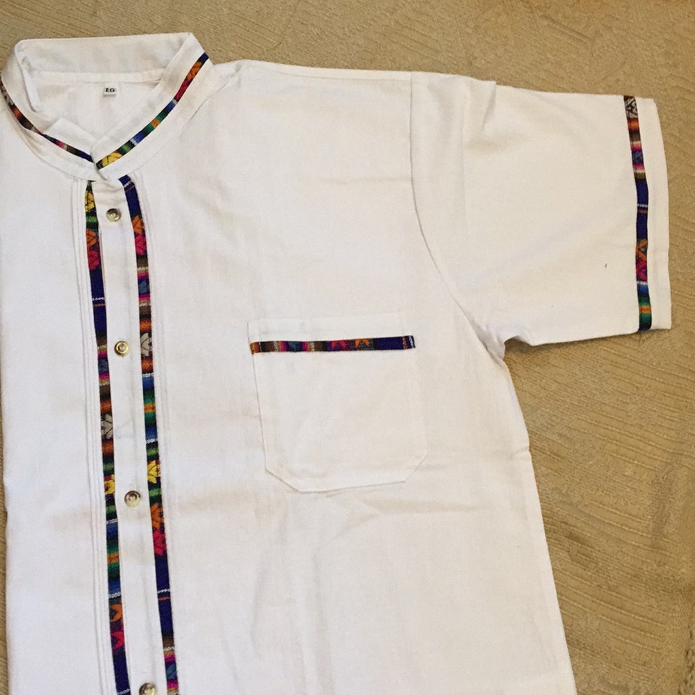 Size XL white Mexican shirt New- no tags